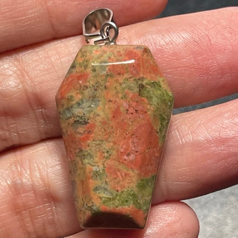 Kiwi Jasper Natural Stone Coffin Pendant Halloween Jewelry